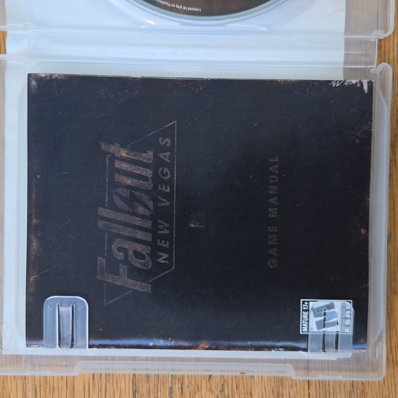 Fallout: New Vegas Playstation 3, 2010 Complete With Case And Manual. - Picture 3 of 4